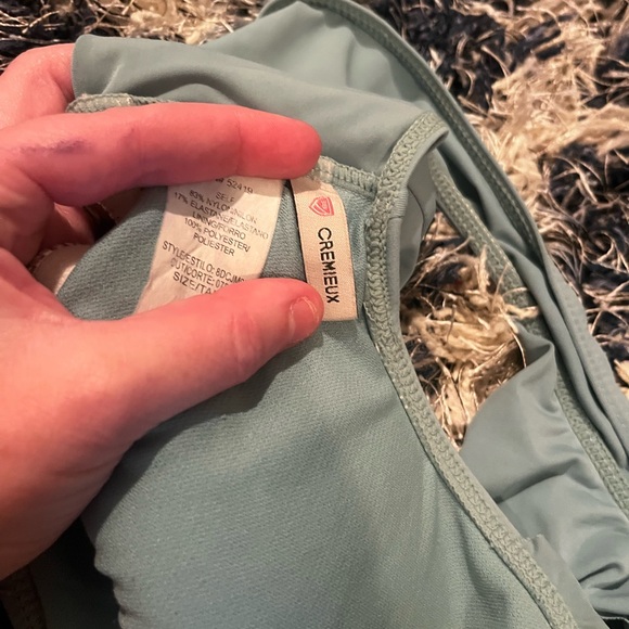 Cremieux one-piece swimsuit with flutter sleeves- medium - Picture 7 of 8